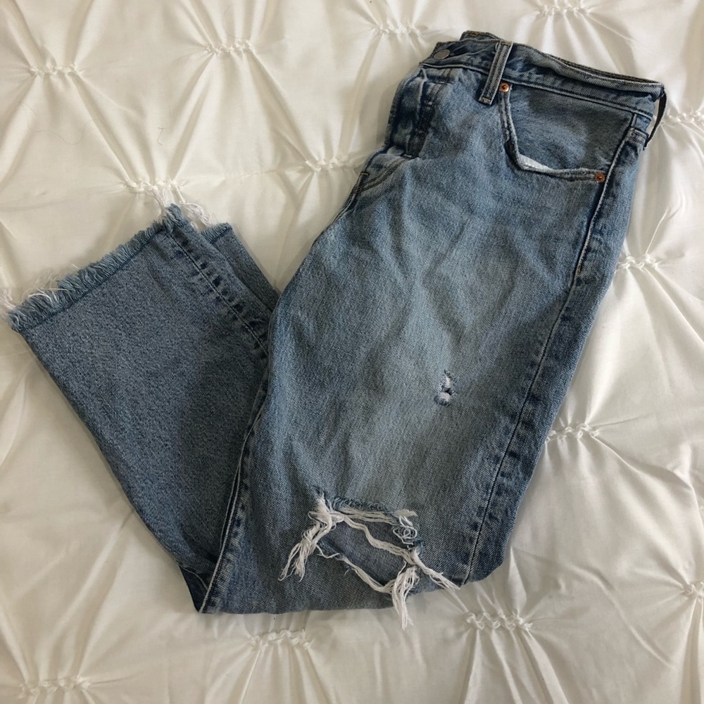 Levi High-Waisted Distressed Jeans